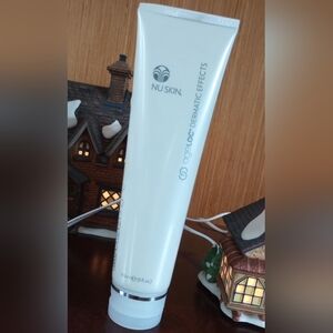 Nu Skin ageLOC® Dermatic Effects™ Body Contouring Lotion New FS 5 Oz Tube